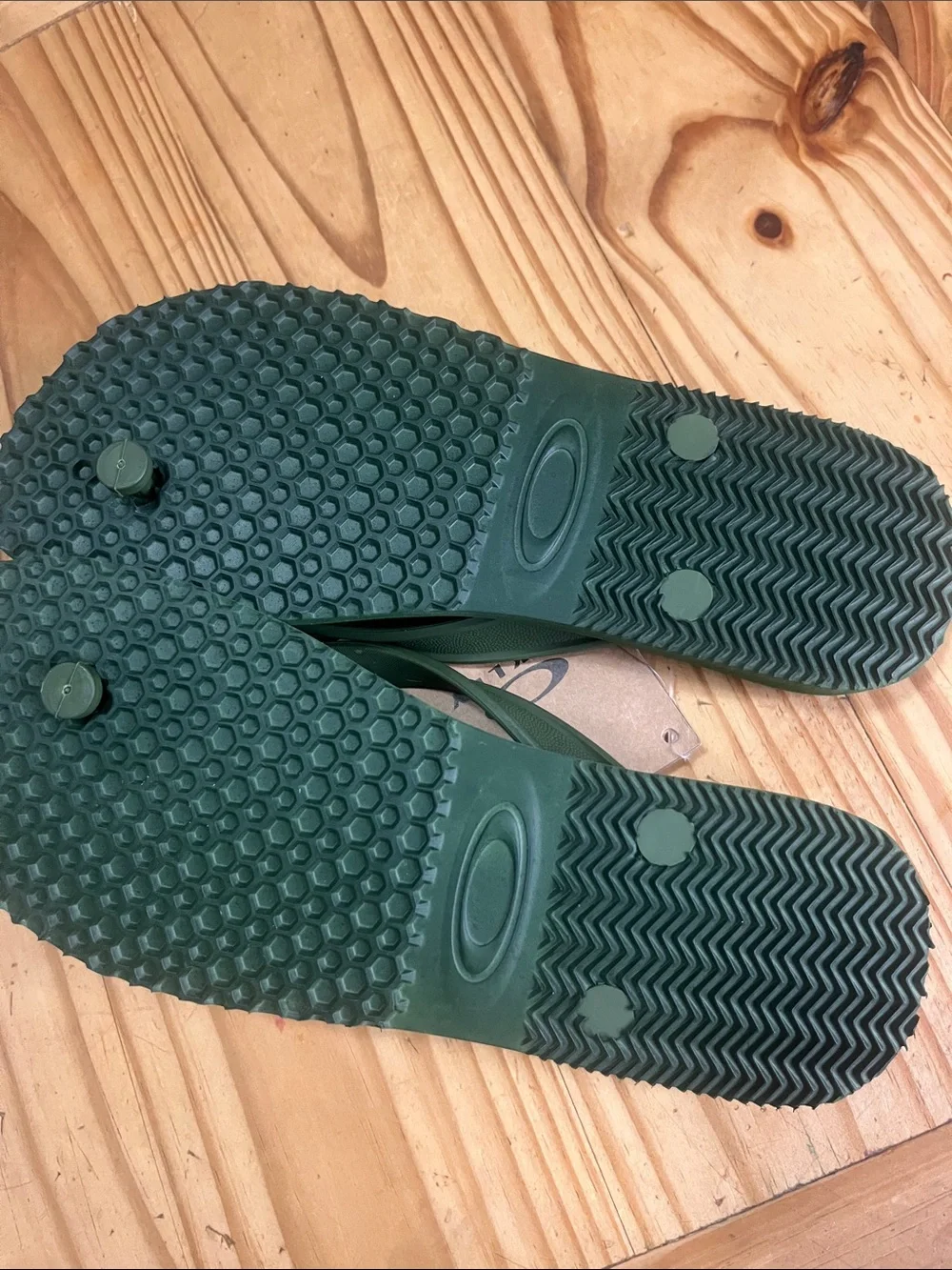 Oakley Wave Point 2.0 Camouflage Flip Flops - Picture 5 of 5